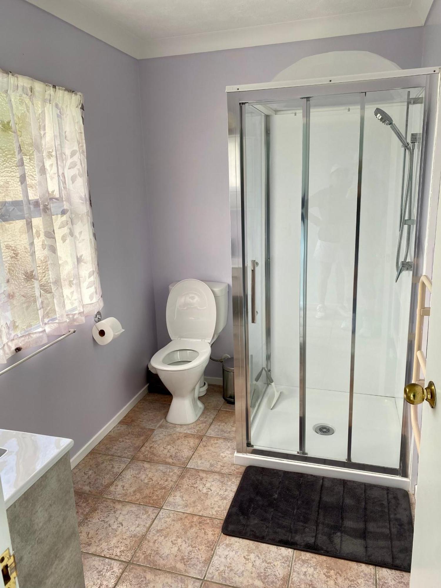 Hillcrest One Apartment Whakatane Bagian luar foto