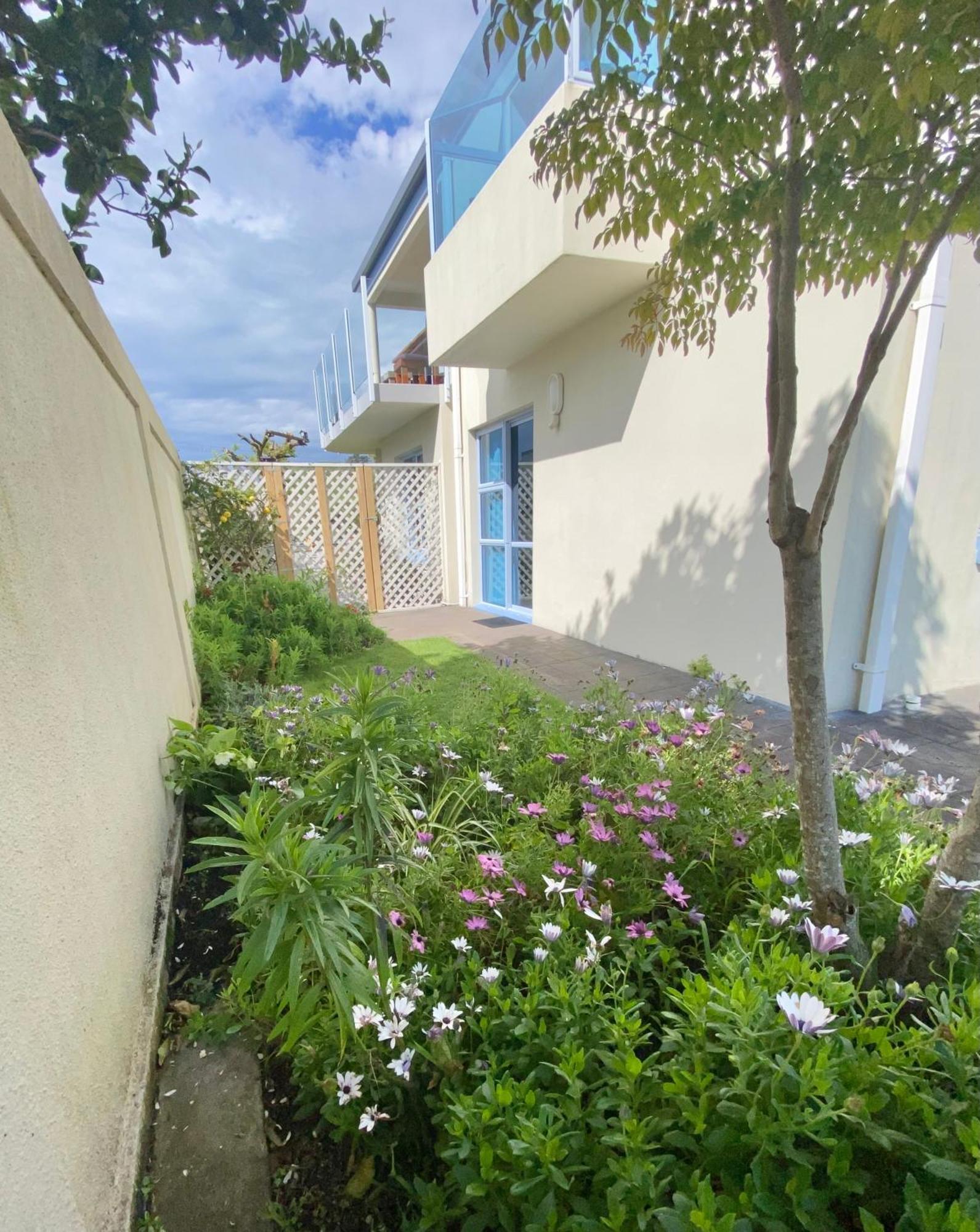 Hillcrest One Apartment Whakatane Bagian luar foto